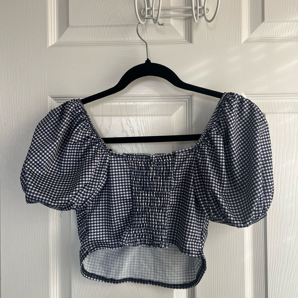 Cropped Top - Picture 2 of 2